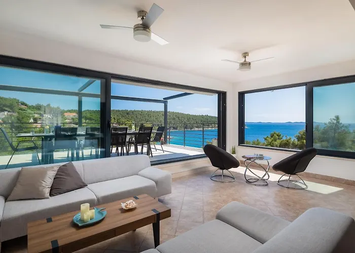 Villa Waterfront Sea Dream *