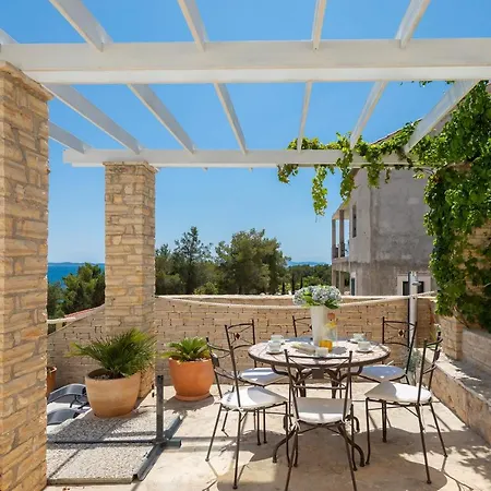 Waterfront Sea Dream