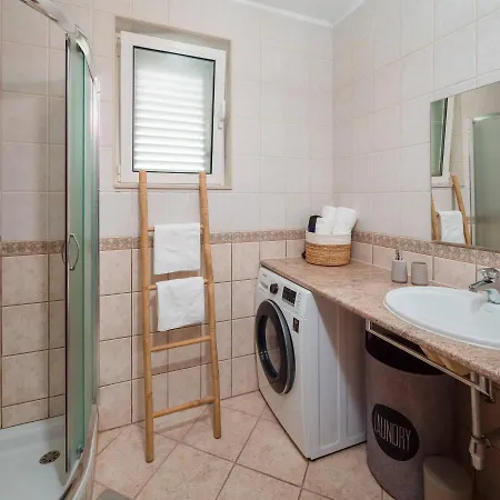 Waterfront Sea Dream Villa *