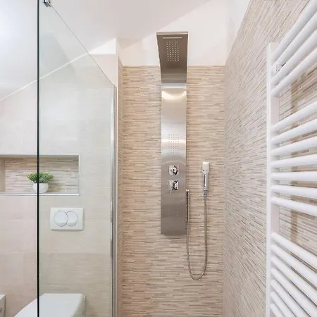 Villa Waterfront Sea Dream