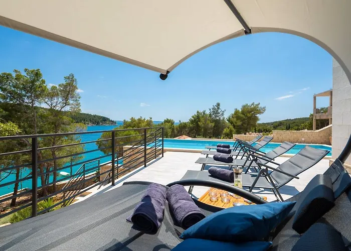 Villa Waterfront Sea Dream *
